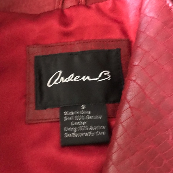 Leather jacket - Picture 3 of 6